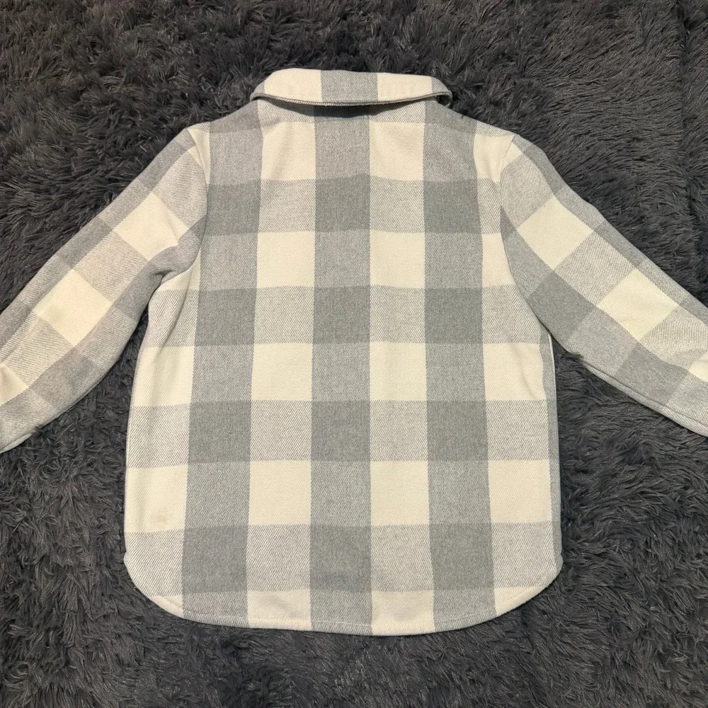 Old Navy Kids Grey Cream Buffalo Plaid Flannel Shacket Jacket L 10-12 Boys Girls